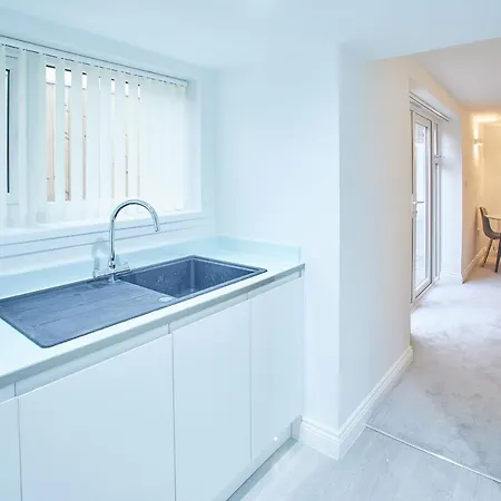 Apartment Leap *