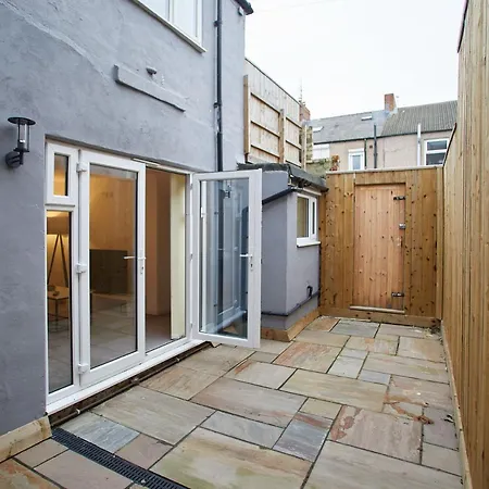 Leap Apartment *