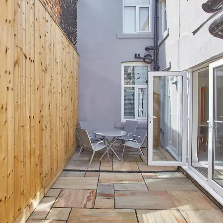 Leap Apartment